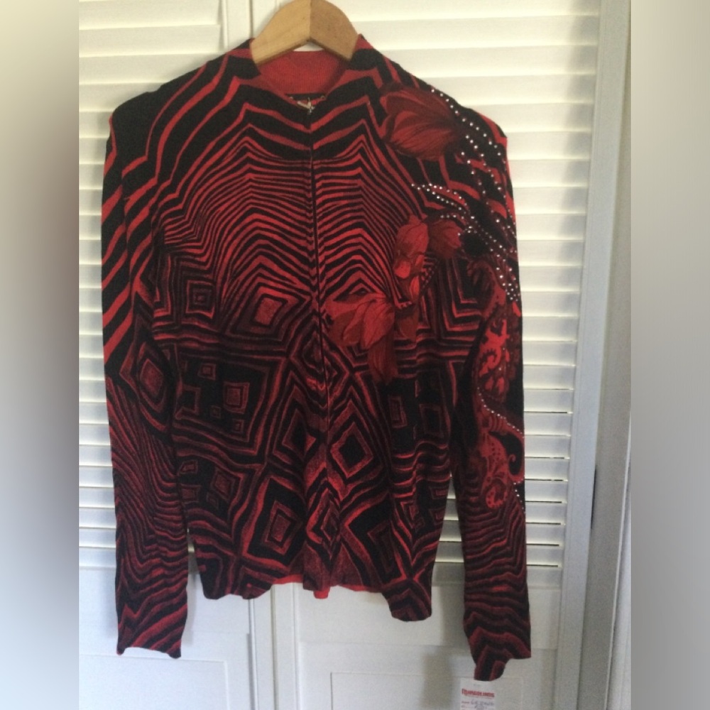 Fresh FX Red/Black Sweater, Size M